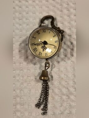 Women's Vintage Pendant Watch, Goldtone